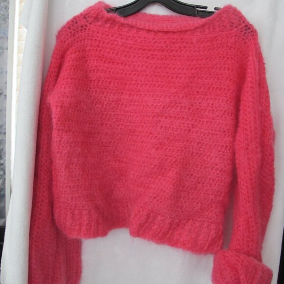 NEW Handmade Bright Pink Mohair Oversized Crop Sweater - Picture 1 of 10